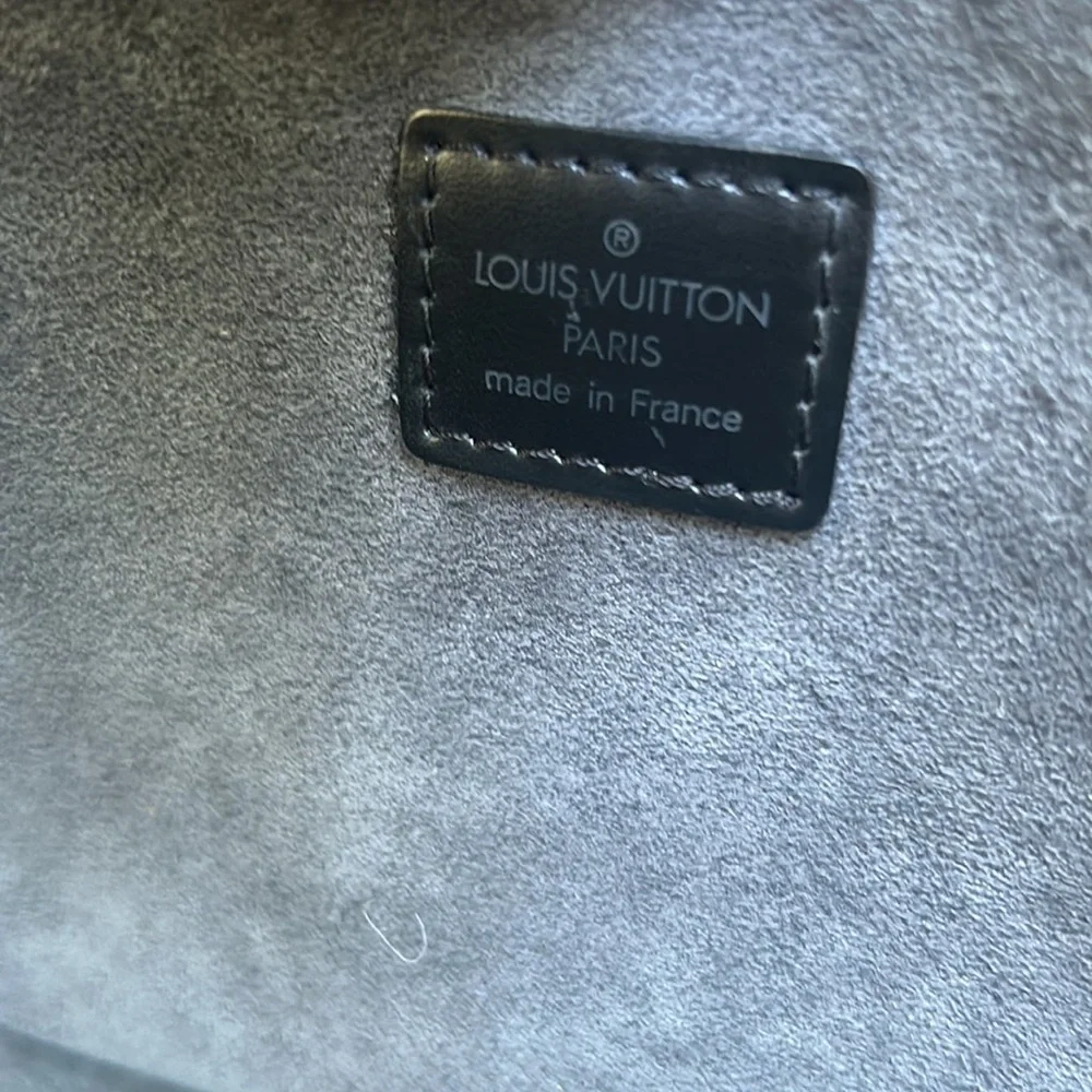 Louis Vuitton GM Solferino epi bag🎉🎉Host Pick small bag not included - Picture 9 of 10